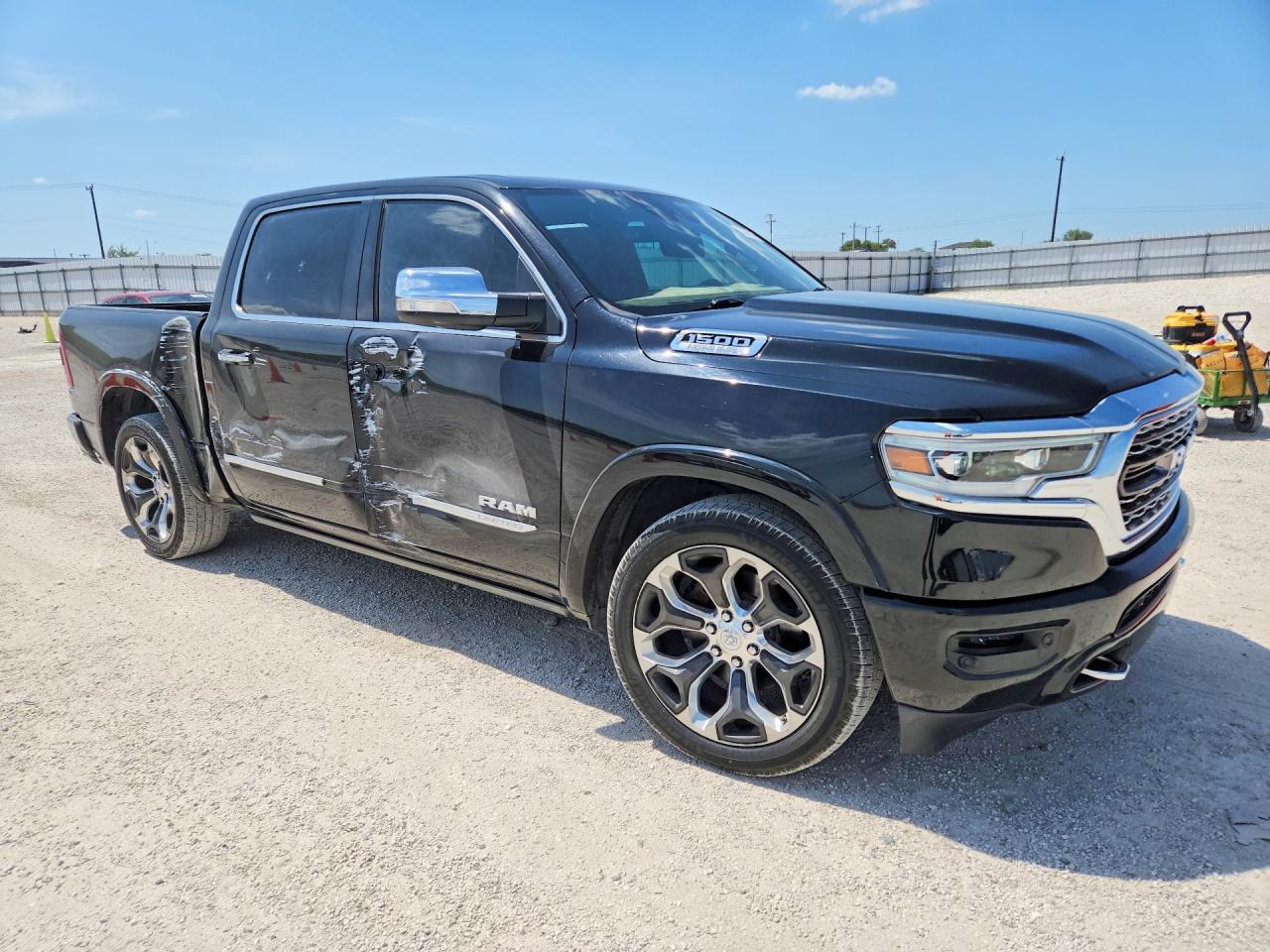 2019 RAM 1500 LIMITED — снимка 4