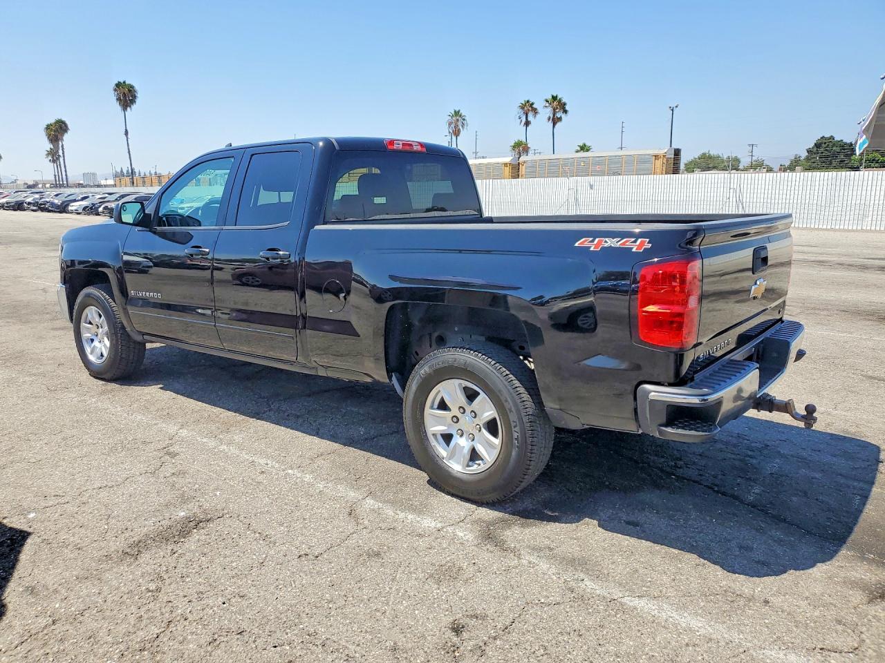 2016 CHEVROLET SILVERADO K1500 LT — снимка 2