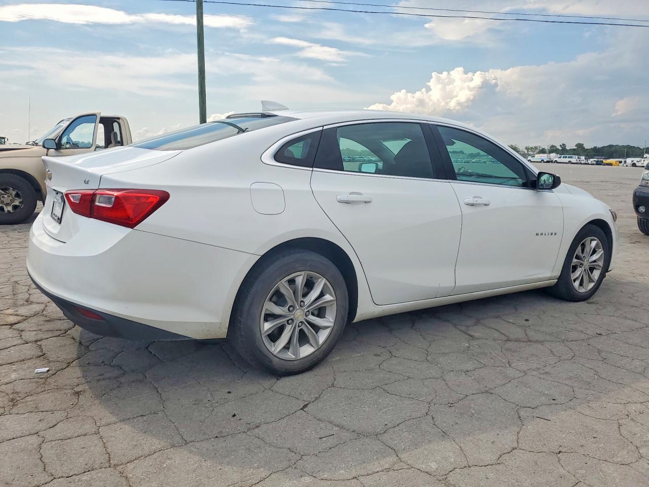 2023 CHEVROLET MALIBU LT — снимка 3