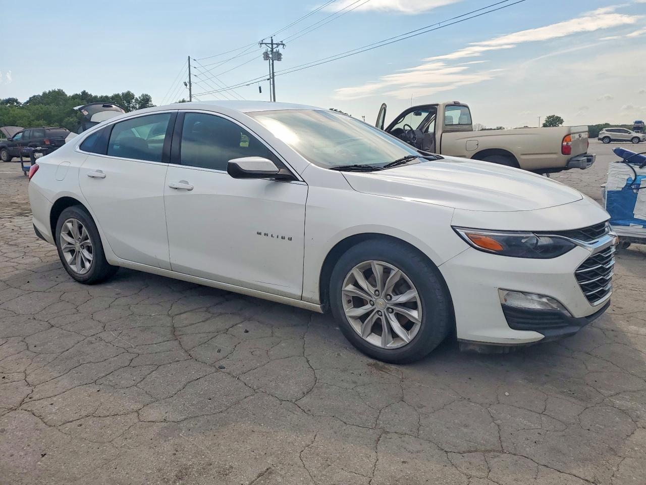 2023 CHEVROLET MALIBU LT — снимка 4