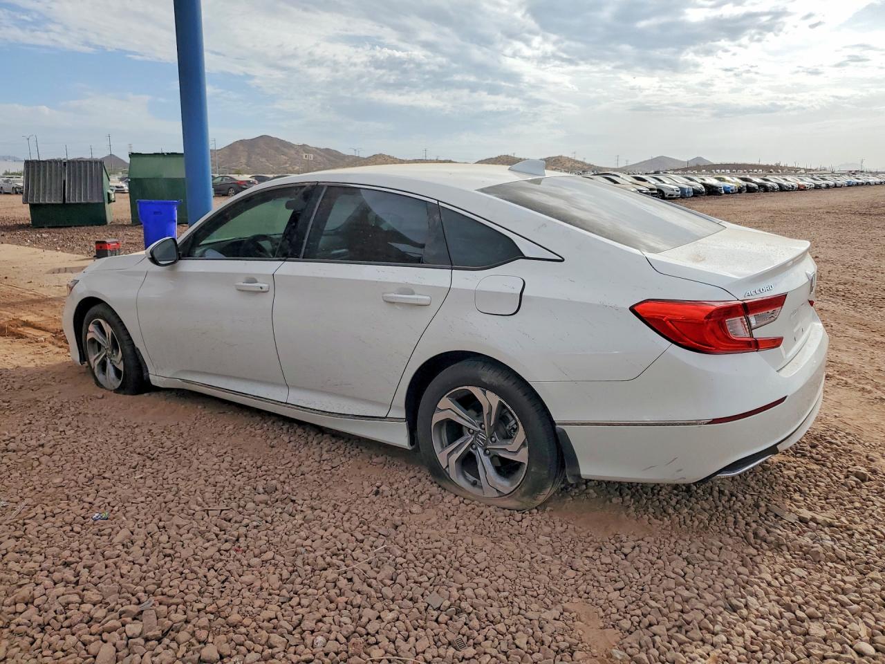 2020 HONDA ACCORD EX — снимка 2