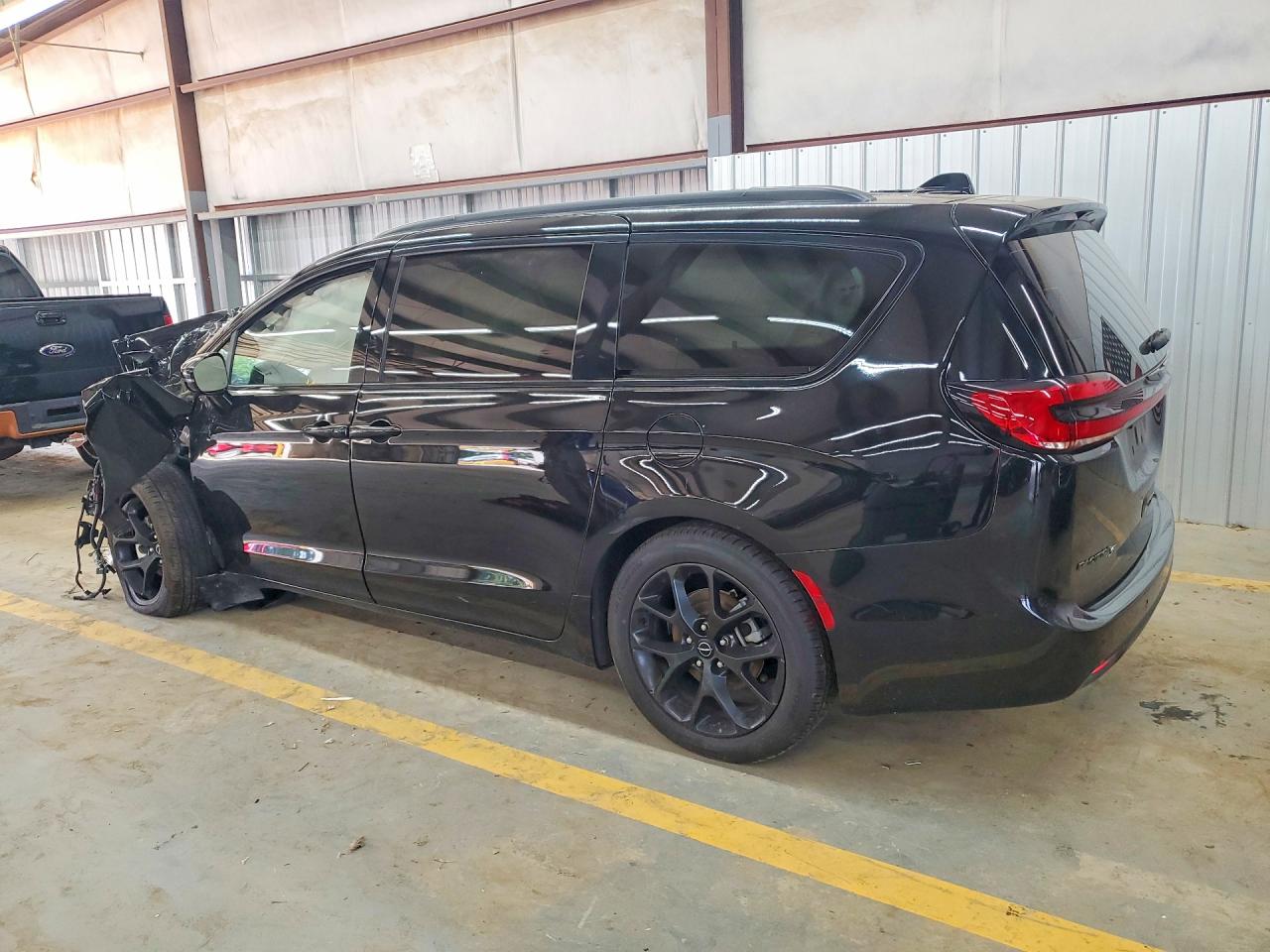 2025 CHRYSLER PACIFICA LIMITED — снимка 2