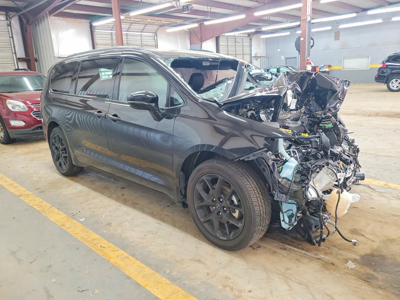 2025 CHRYSLER PACIFICA LIMITED — снимка 4