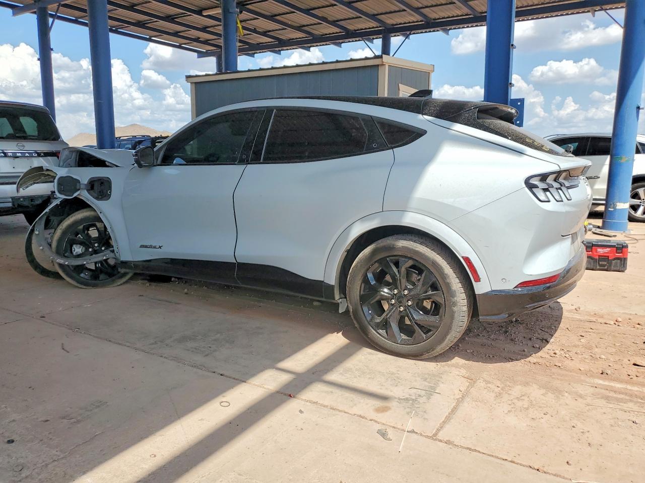 2022 FORD MUSTANG MACH-E PREMIUM — снимка 2