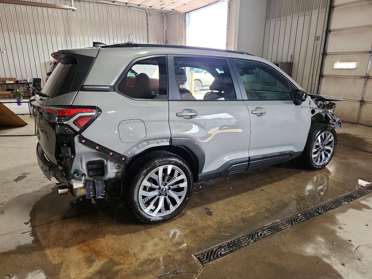 2025 SUBARU FORESTER TOURING — снимка 3