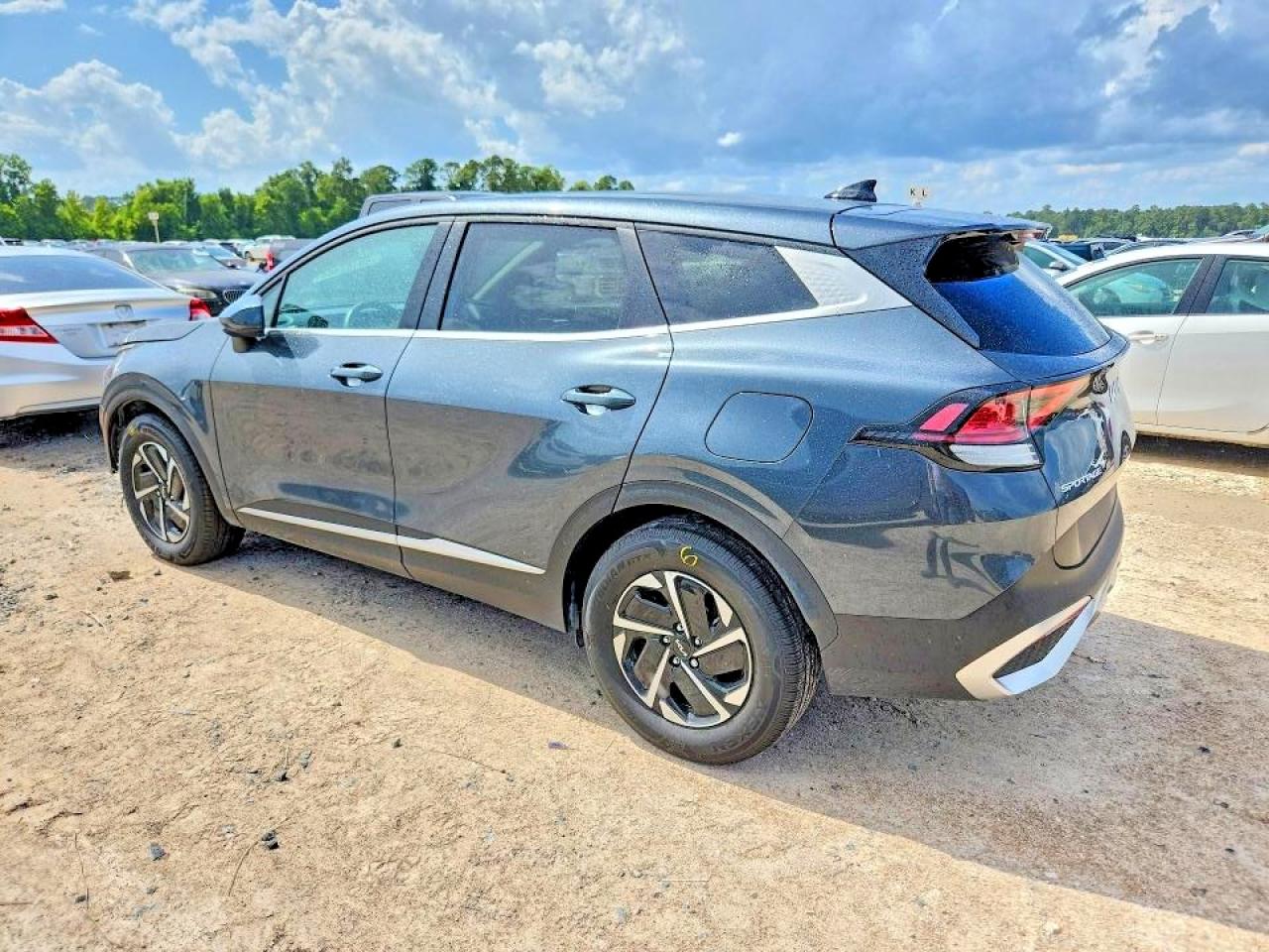 2025 KIA SPORTAGE LX — снимка 2