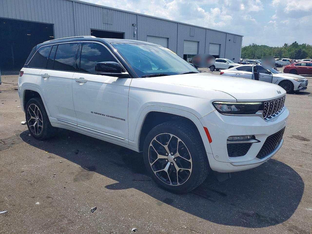 2022 JEEP GRAND CHEROKEE SUMMIT 4XE — снимка 4