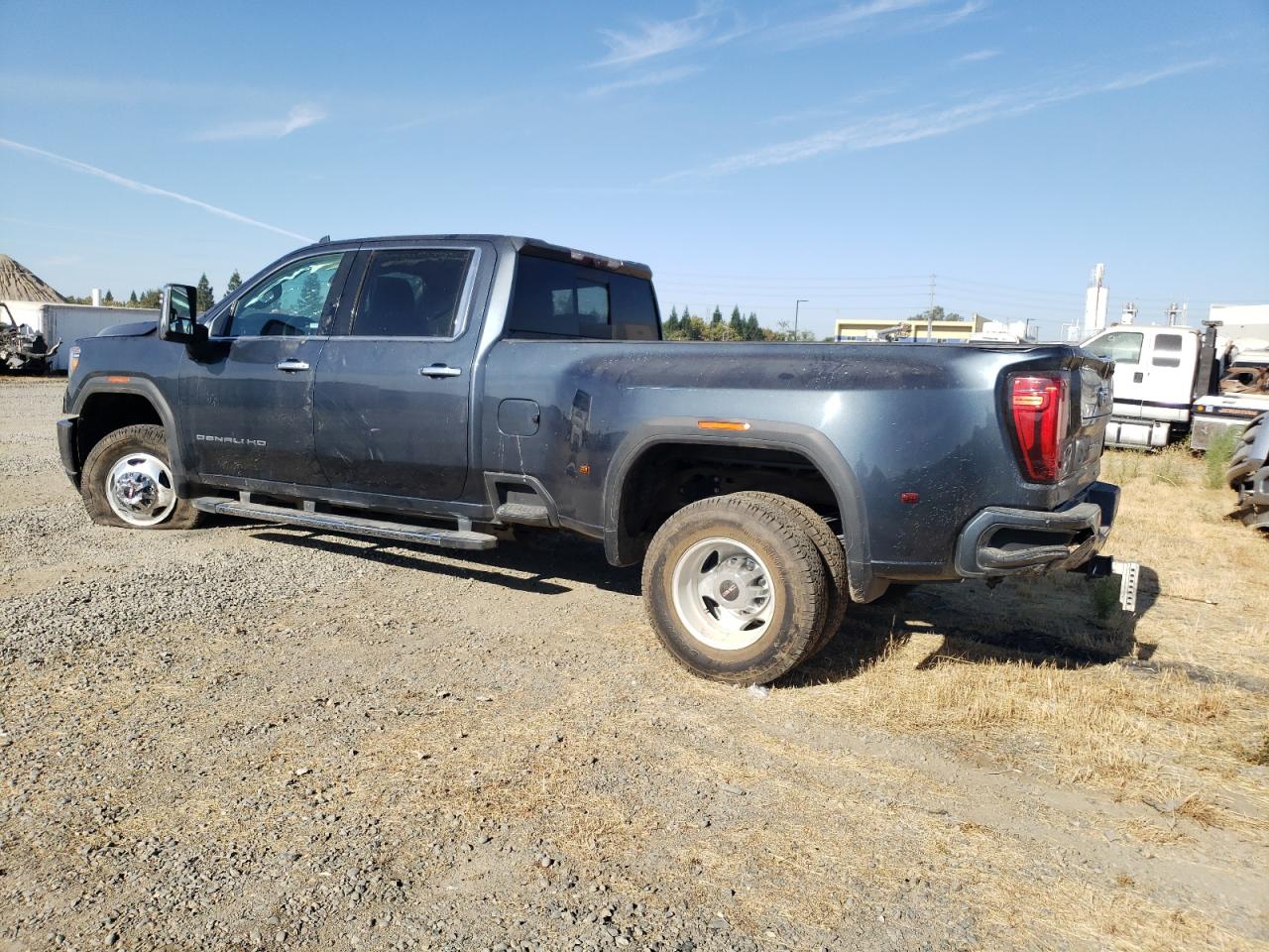 2020 GMC SIERRA K3500 DENALI K3500 DENALI — снимка 2
