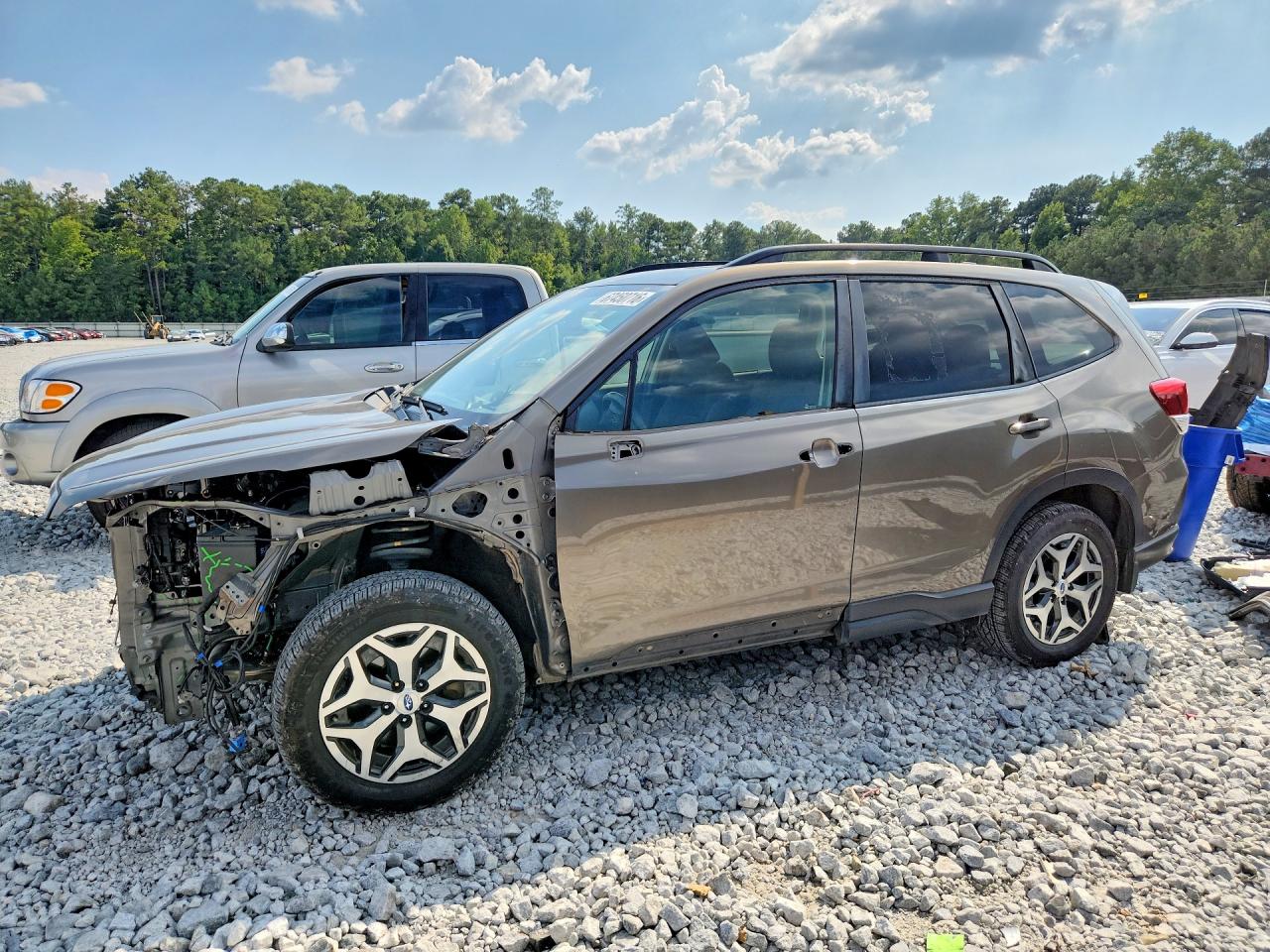 2020 SUBARU FORESTER PREMIUM — снимка 2