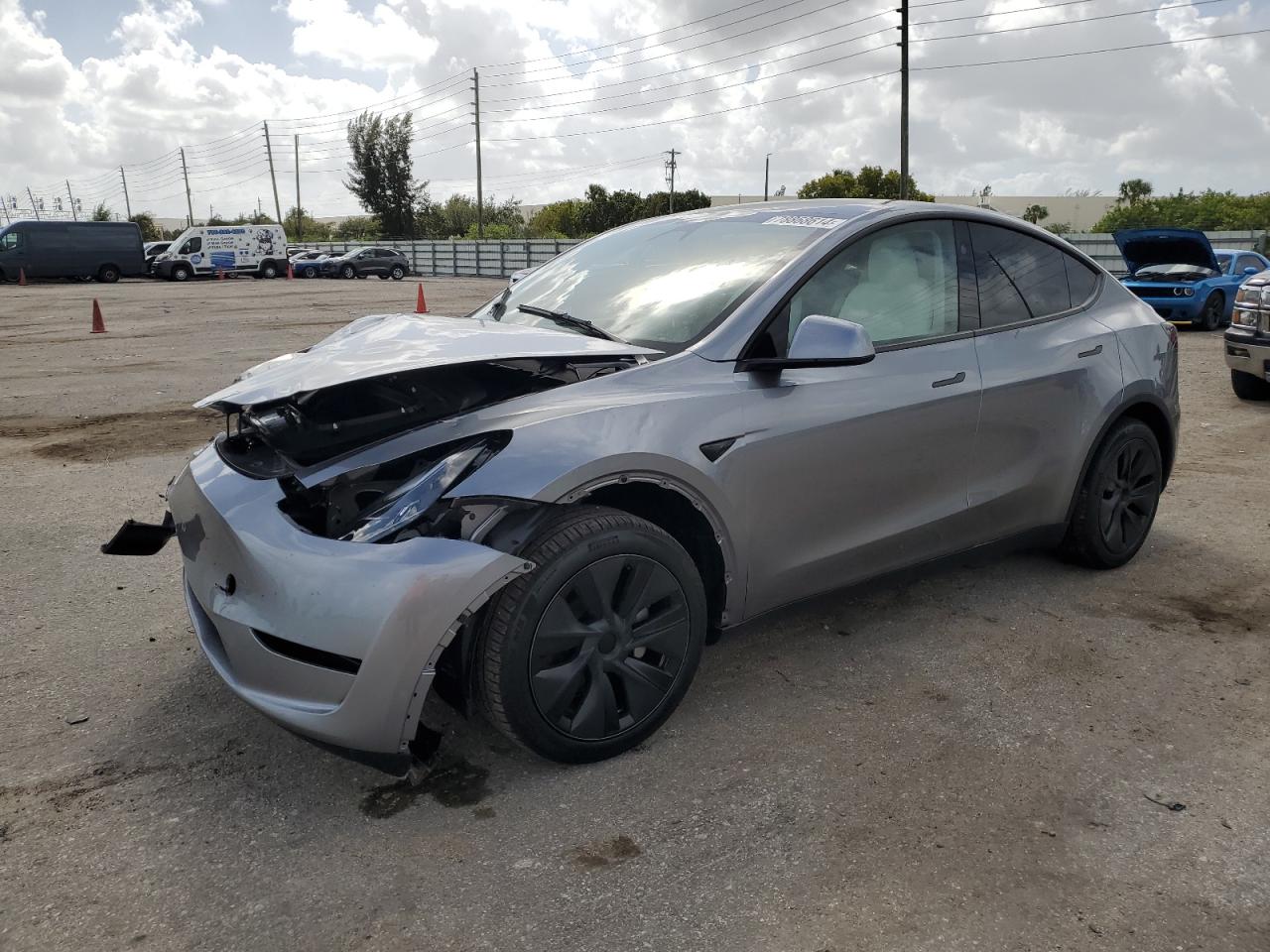 2024 TESLA MODEL Y