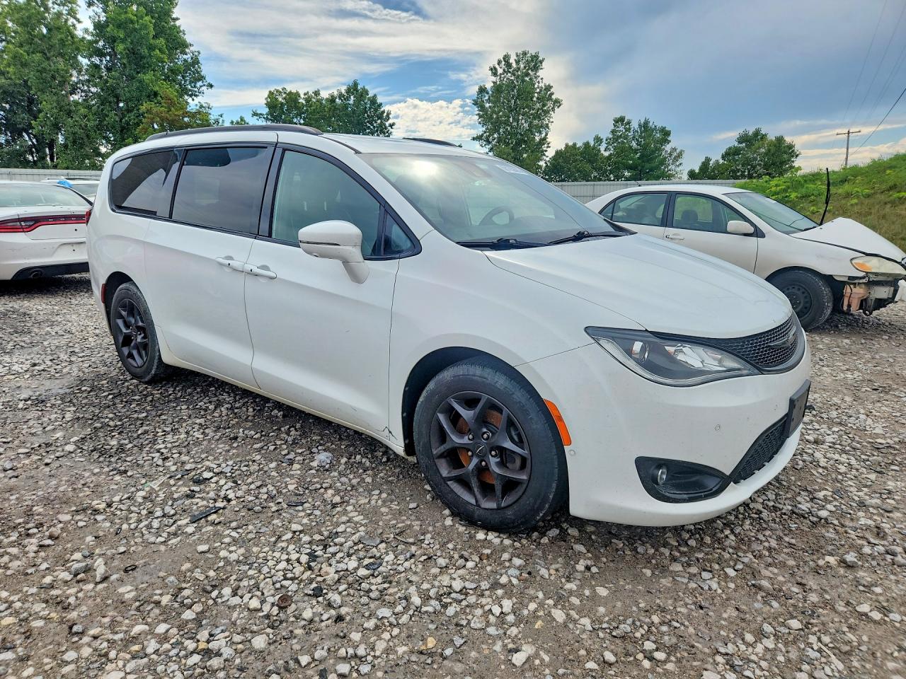 2018 CHRYSLER PACIFICA LIMITED — снимка 4