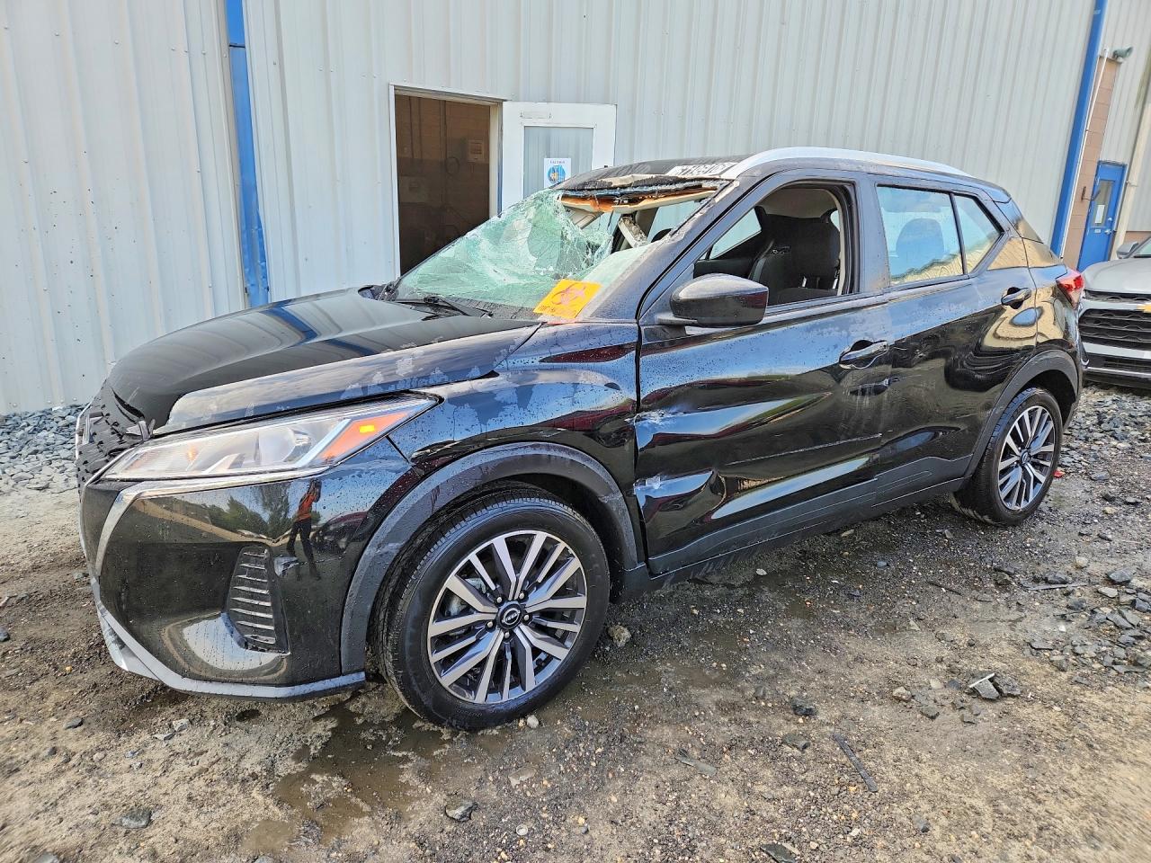 2023 NISSAN KICKS SV