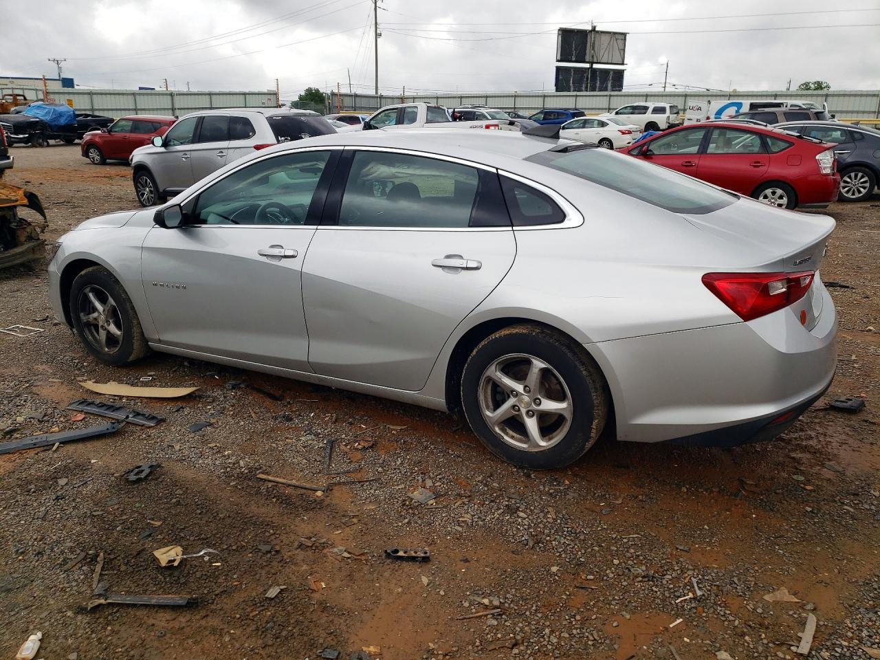 2017 CHEVROLET MALIBU LS — снимка 2