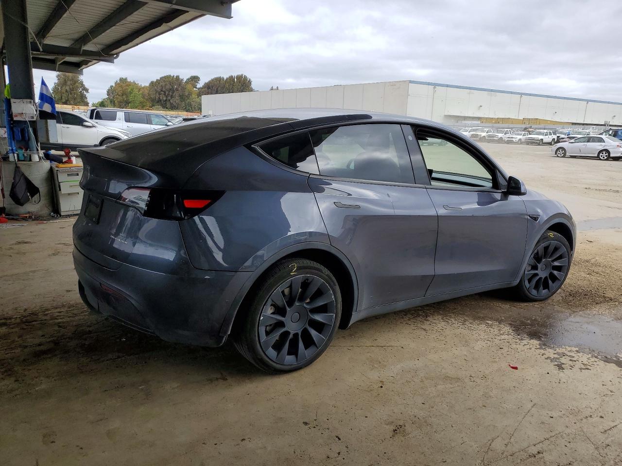 2021 TESLA MODEL Y — снимка 3