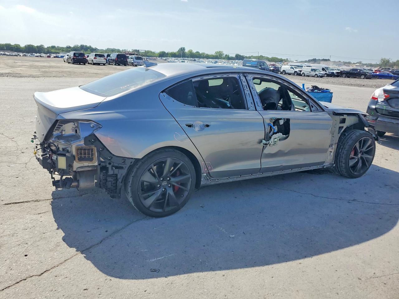 2023 GENESIS G70 3.3T STANDARD — снимка 3