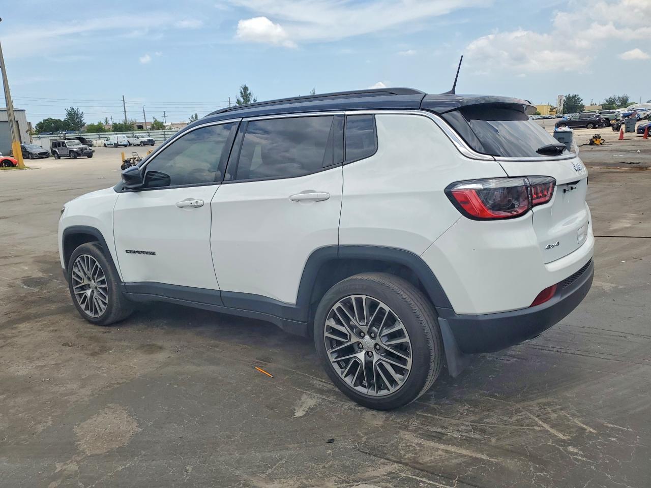 2023 JEEP COMPASS LIMITED — снимка 2