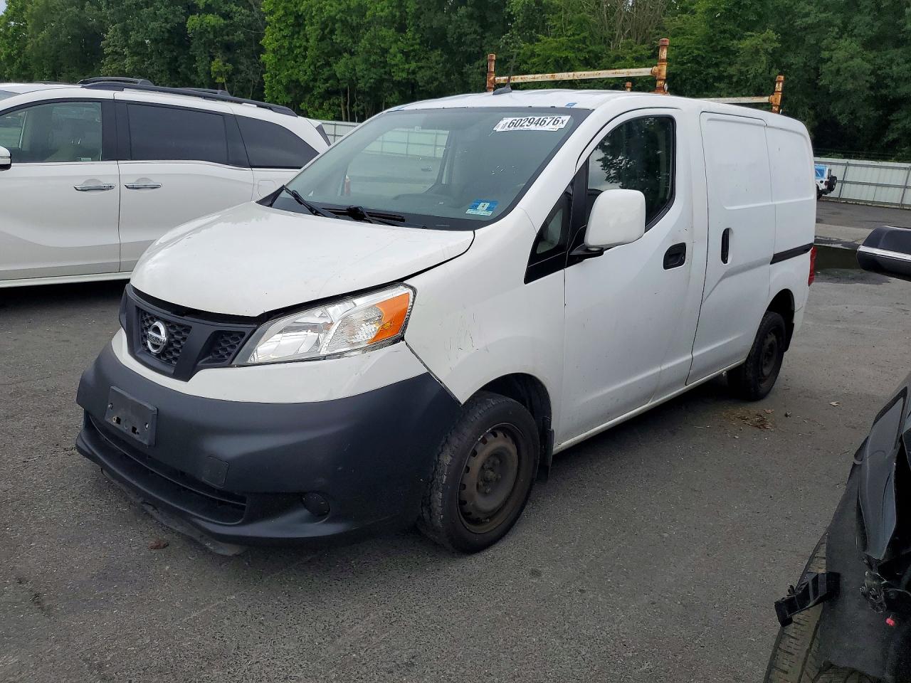 2017 NISSAN NV200 SV