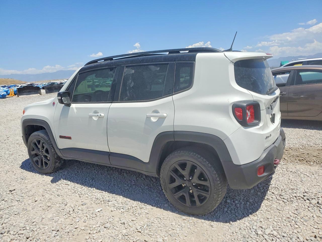 2019 JEEP RENEGADE TRAILHAWK — снимка 2