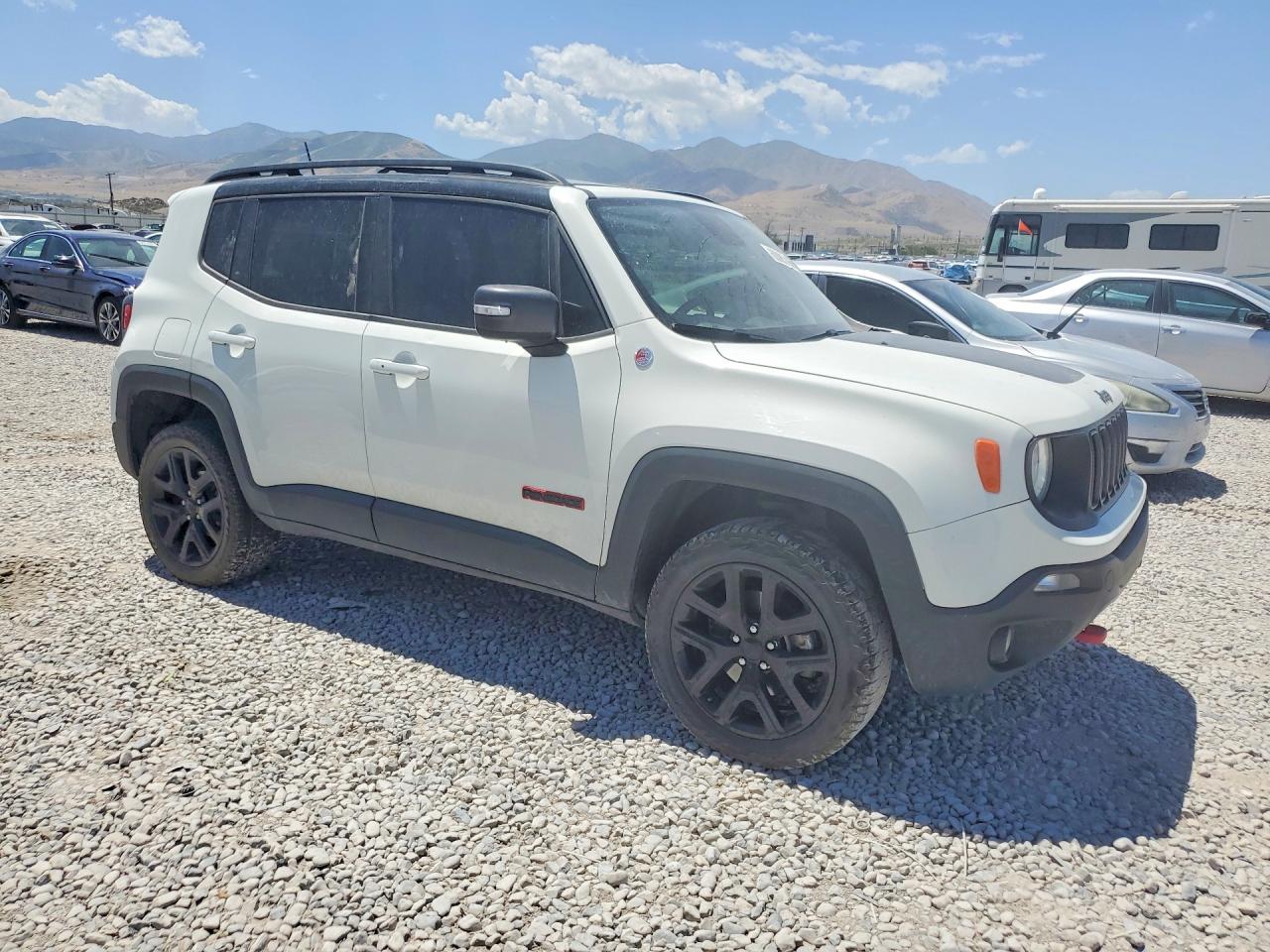 2019 JEEP RENEGADE TRAILHAWK — снимка 4