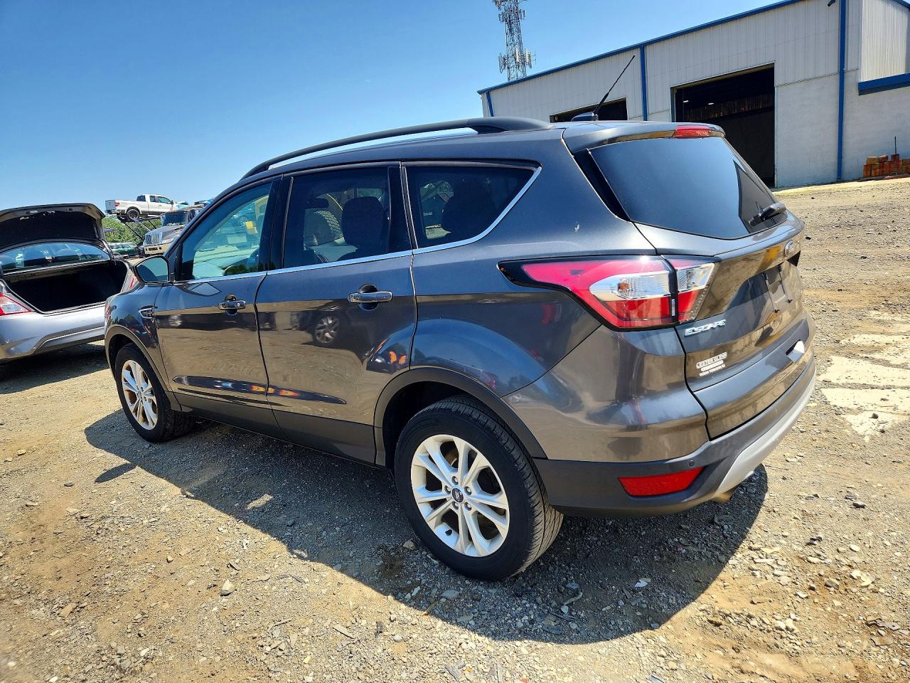 2017 FORD ESCAPE SE — снимка 2