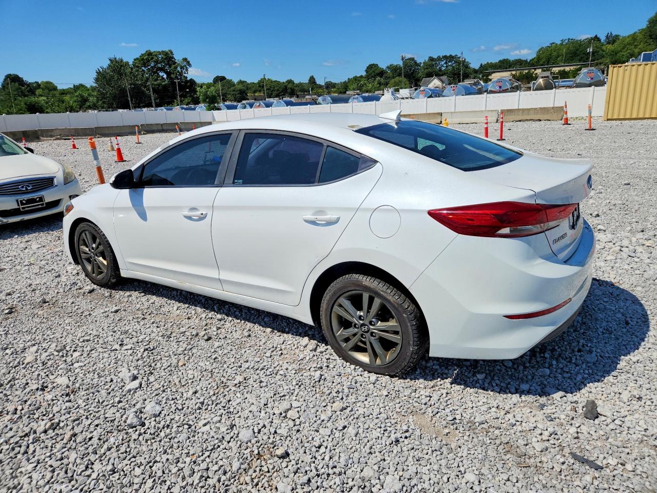 2018 HYUNDAI ELANTRA SEL — снимка 2