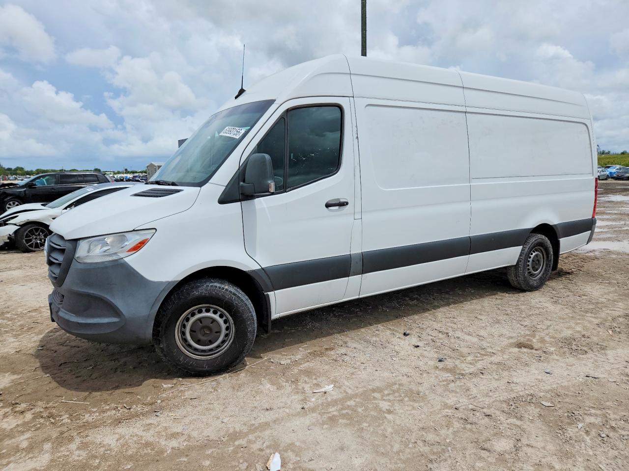 2022 MERCEDES-BENZ SPRINTER 2500