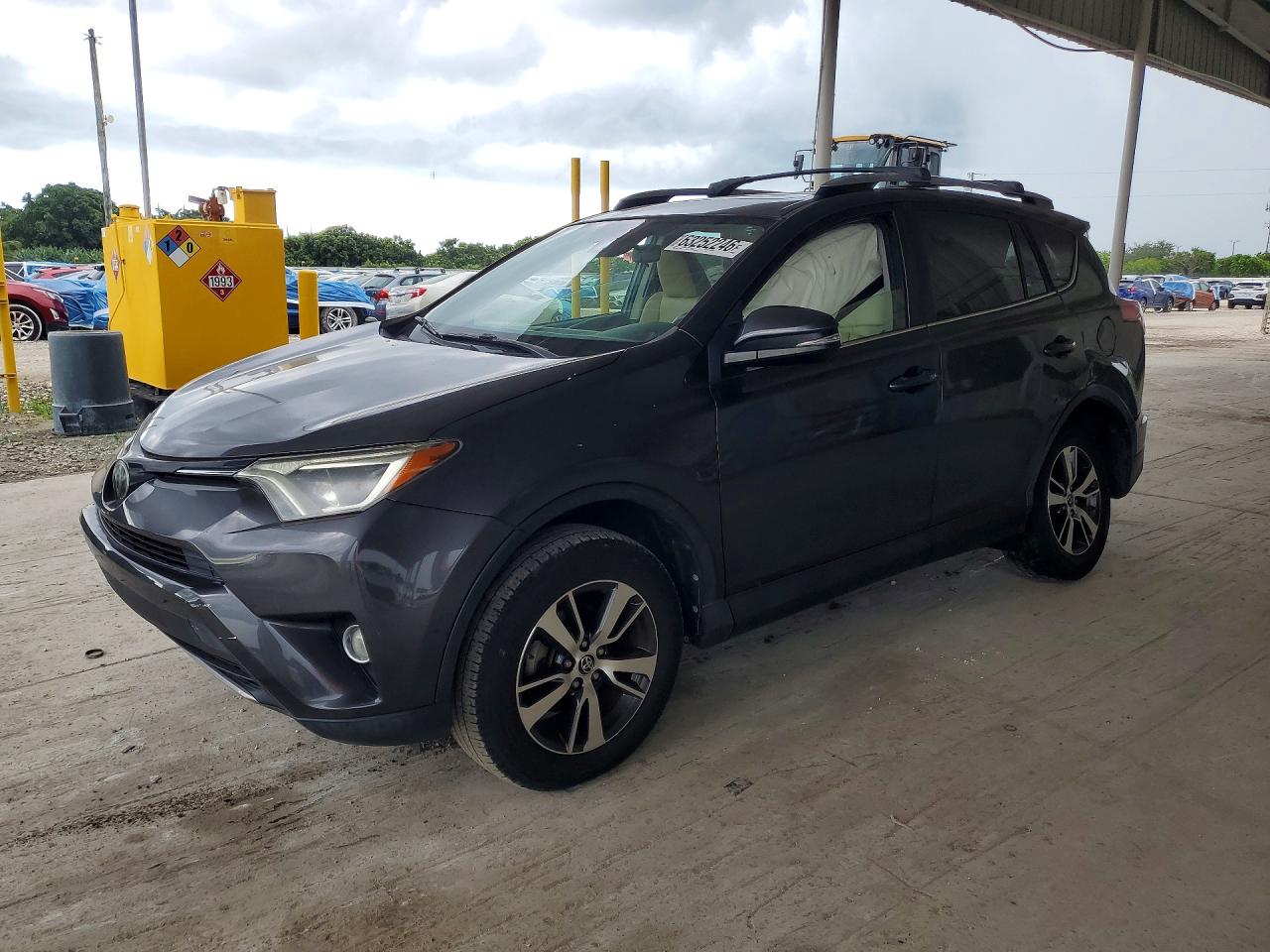 2018 TOYOTA RAV4 XLE