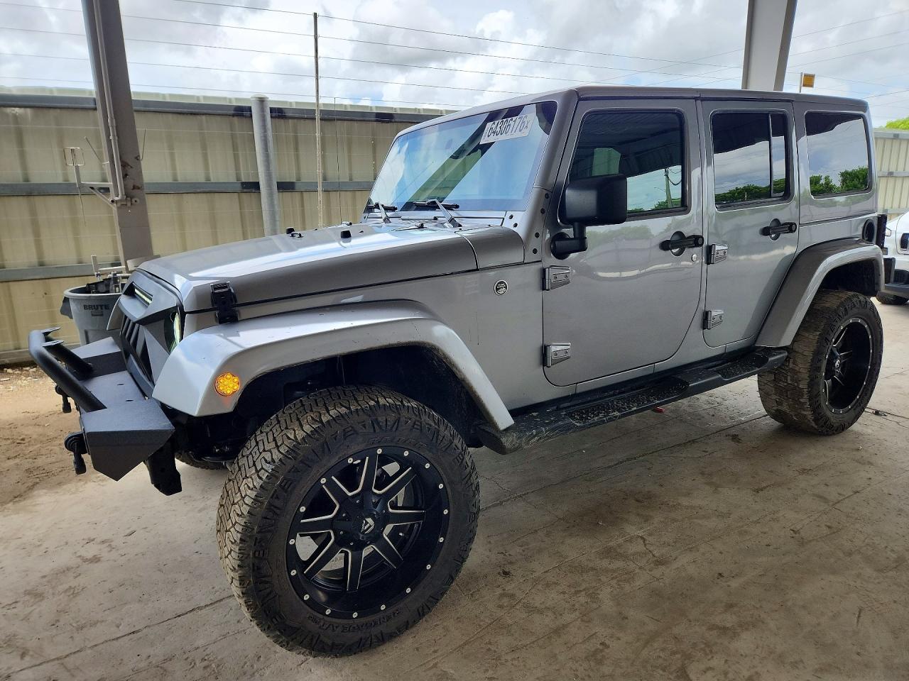 2017 JEEP WRANGLER UNLIMITED SAHARA