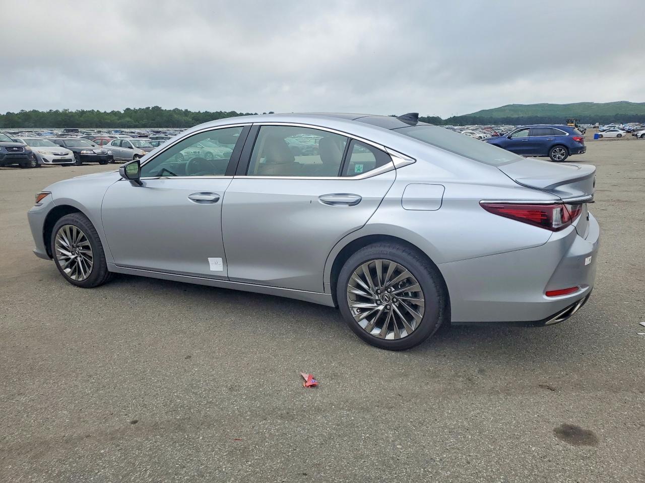 2024 LEXUS ES 350 ULTRA LUXURY — снимка 2