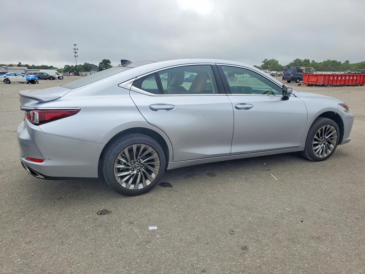 2024 LEXUS ES 350 ULTRA LUXURY — снимка 3