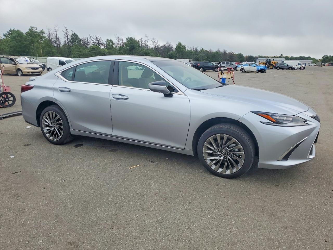 2024 LEXUS ES 350 ULTRA LUXURY — снимка 4