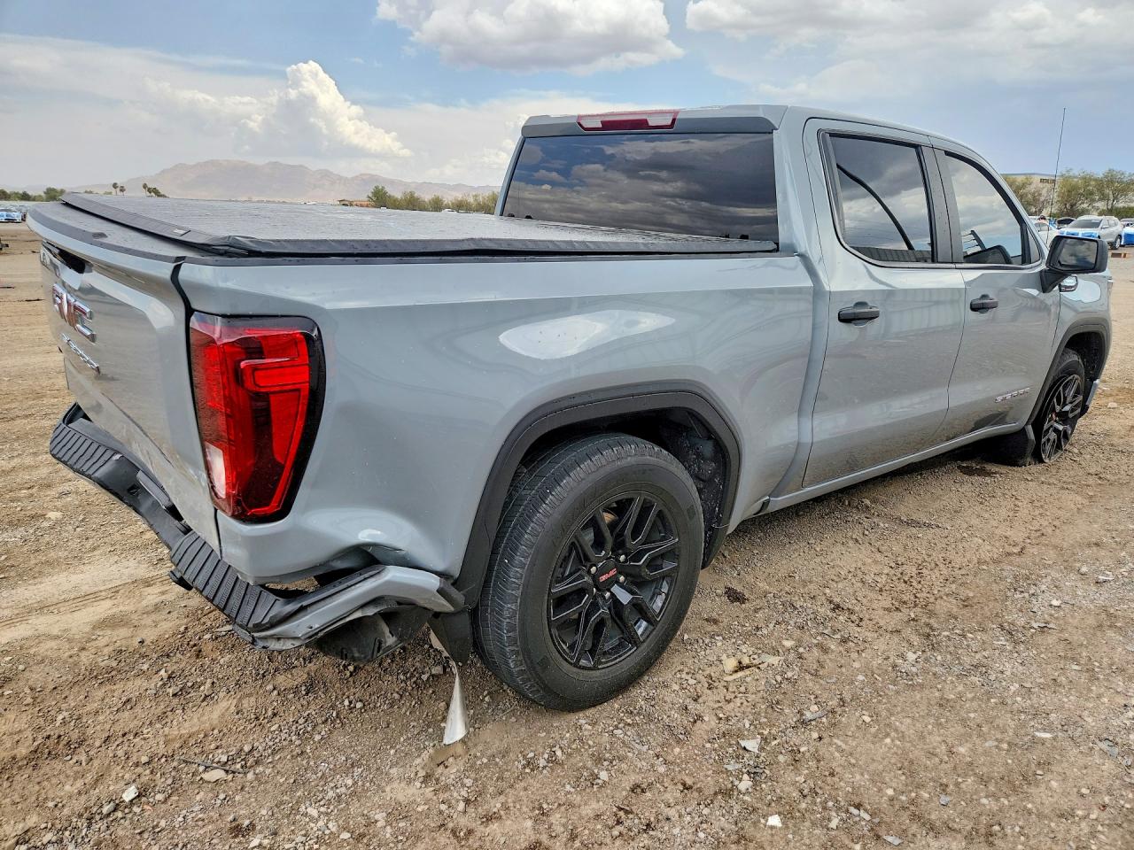 2024 GMC SIERRA C1500 — снимка 3