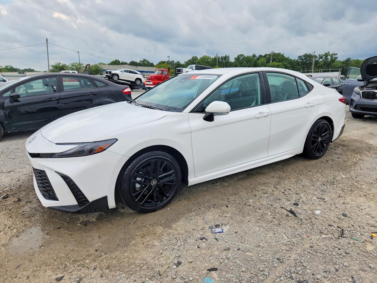 2025 TOYOTA CAMRY SE