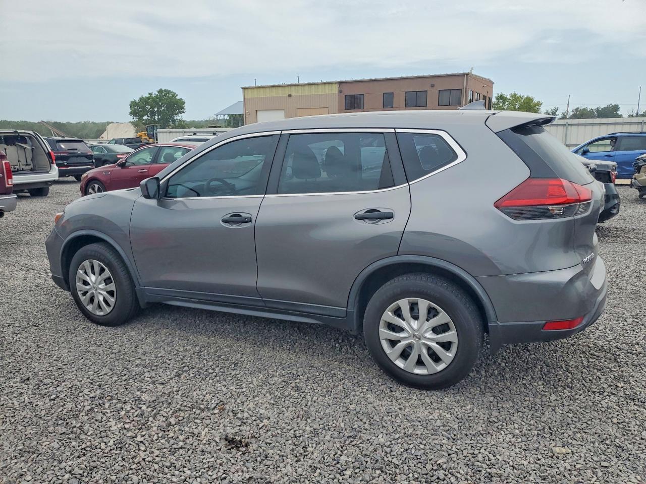 2018 NISSAN ROGUE S — снимка 2