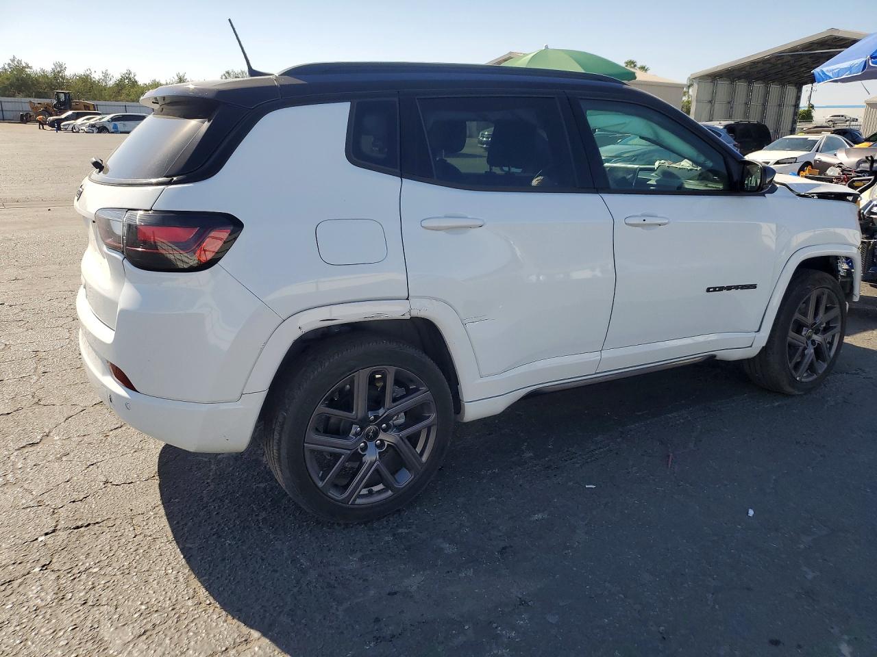 2025 JEEP COMPASS LIMITED — снимка 3