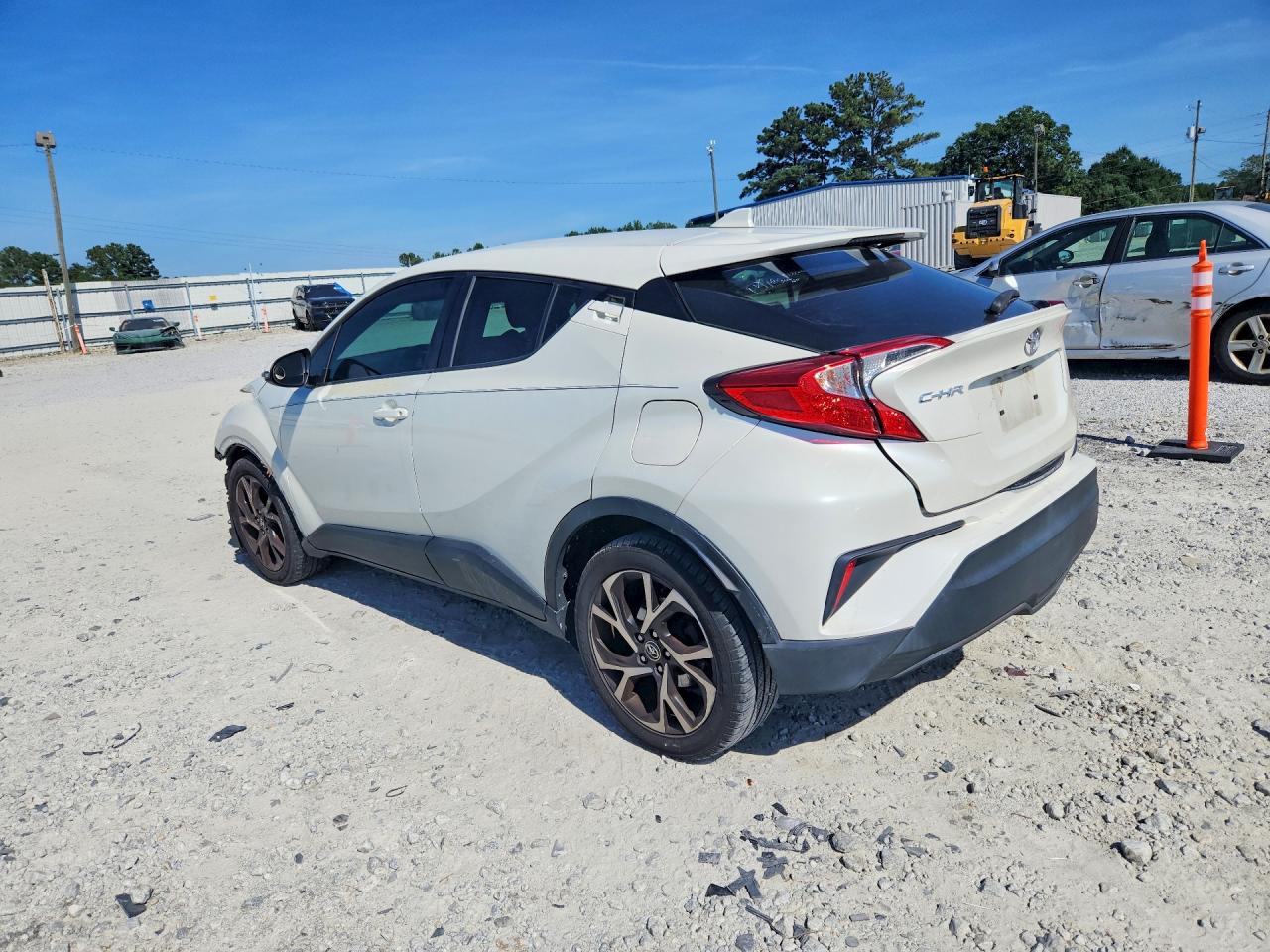2018 TOYOTA C-HR XLE — снимка 2