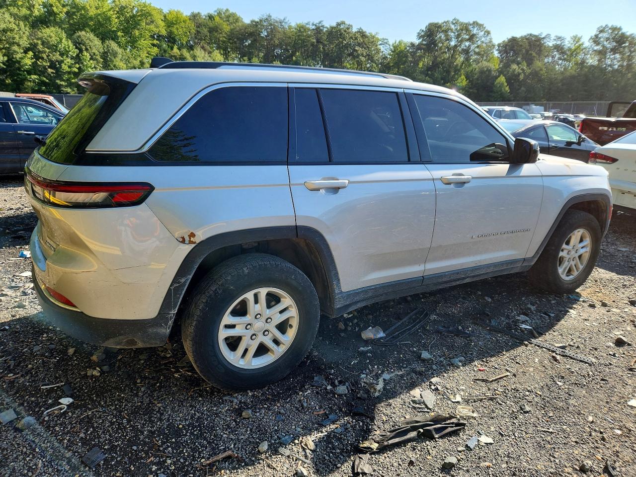2023 JEEP GRAND CHEROKEE LAREDO — снимка 3