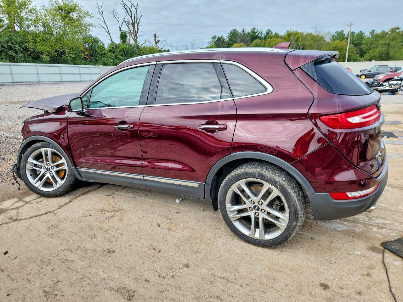 2019 LINCOLN MKC RESERVE — photo 2