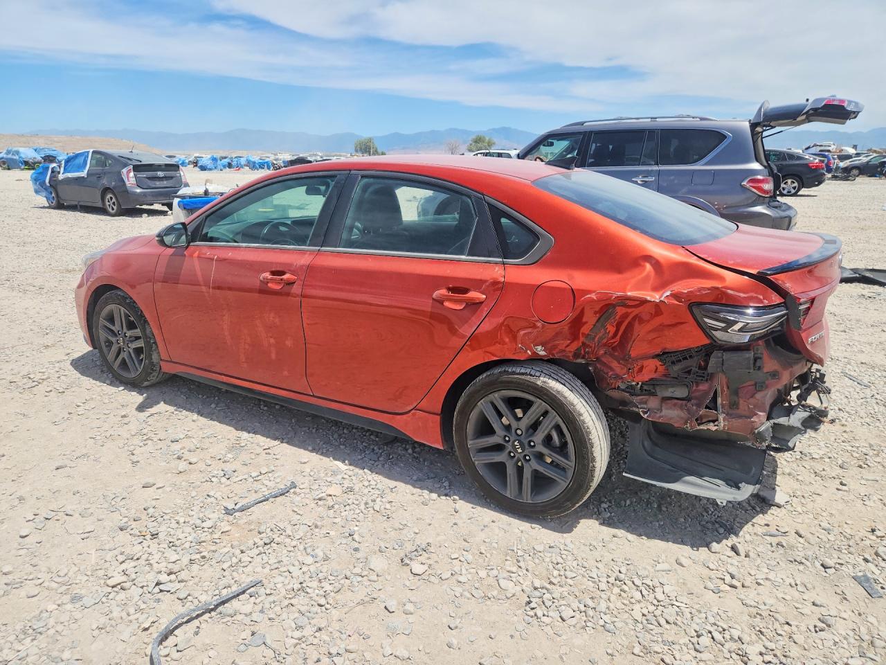 2021 KIA FORTE GT LINE — снимка 2