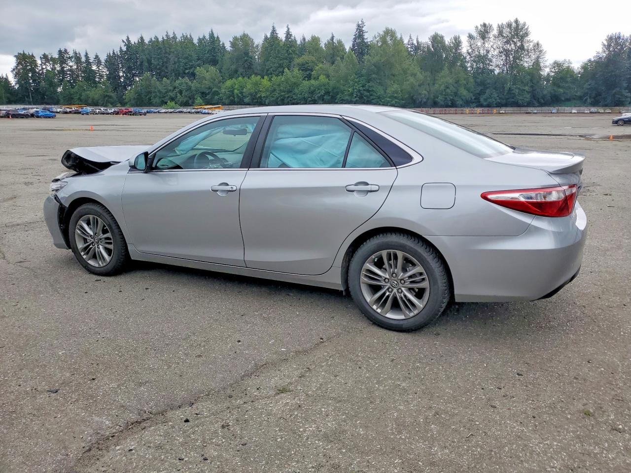 2017 TOYOTA CAMRY SE — снимка 2