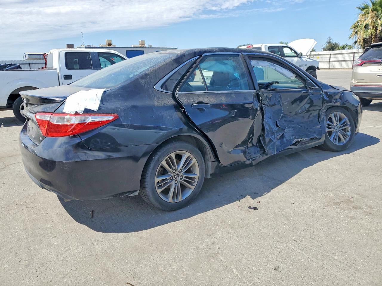 2015 TOYOTA CAMRY SE — снимка 3