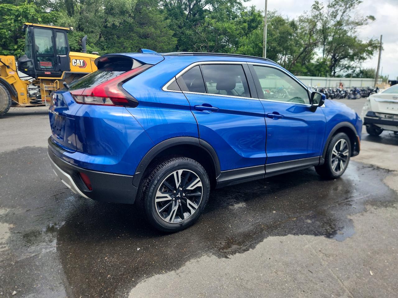 2023 MITSUBISHI ECLIPSE CROSS SE — снимка 3