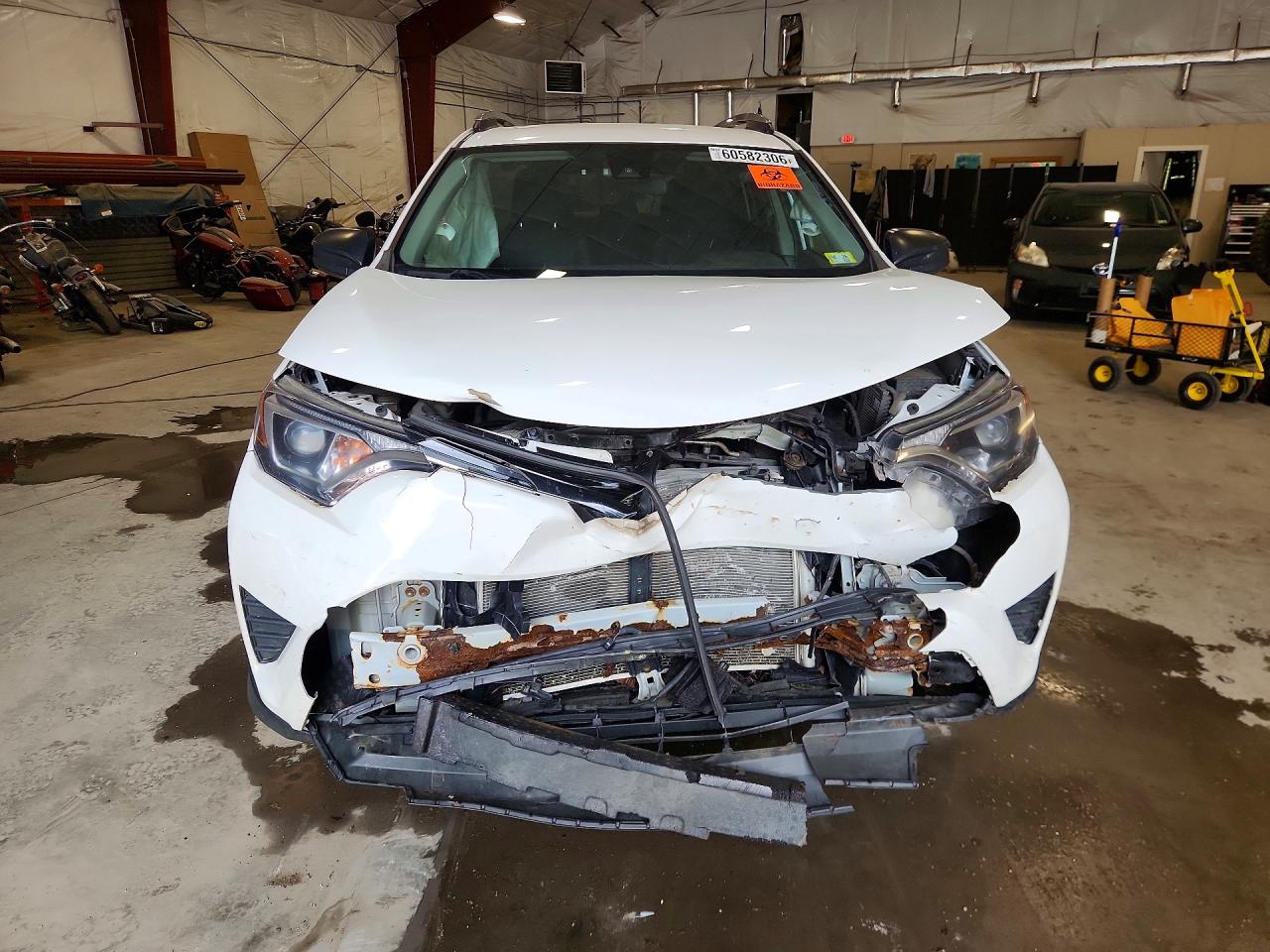 2018 TOYOTA RAV4 LE — снимка 5