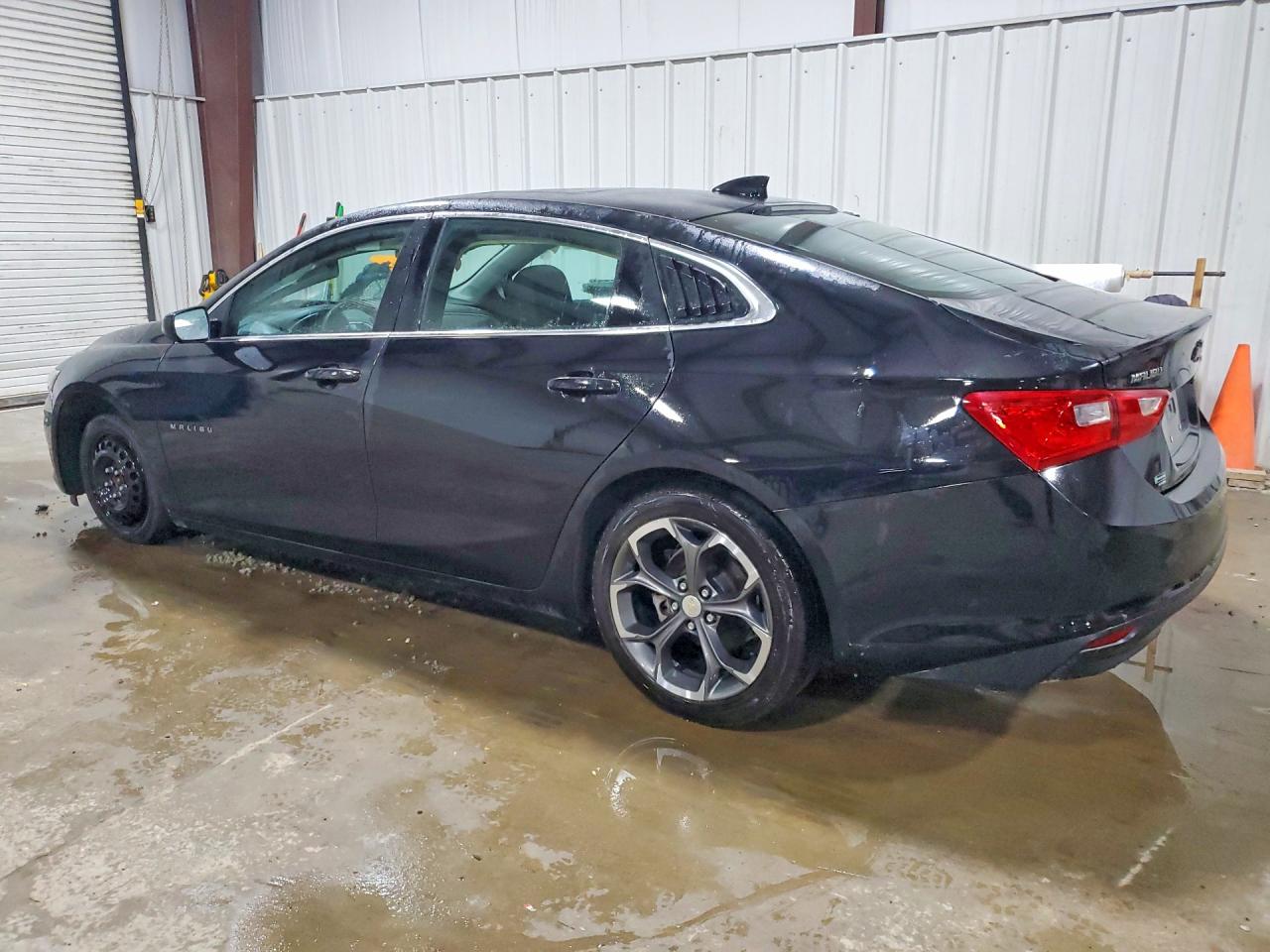 2023 CHEVROLET MALIBU LT — снимка 2