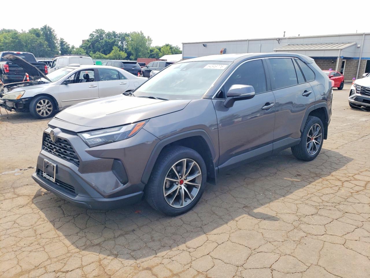 2023 TOYOTA RAV4 LE