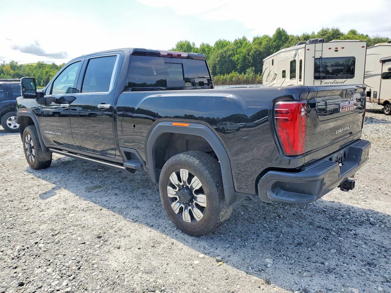 2024 GMC SIERRA K3500 DENALI — снимка 2