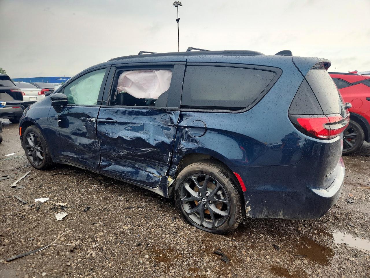2025 CHRYSLER PACIFICA LIMITED — снимка 2