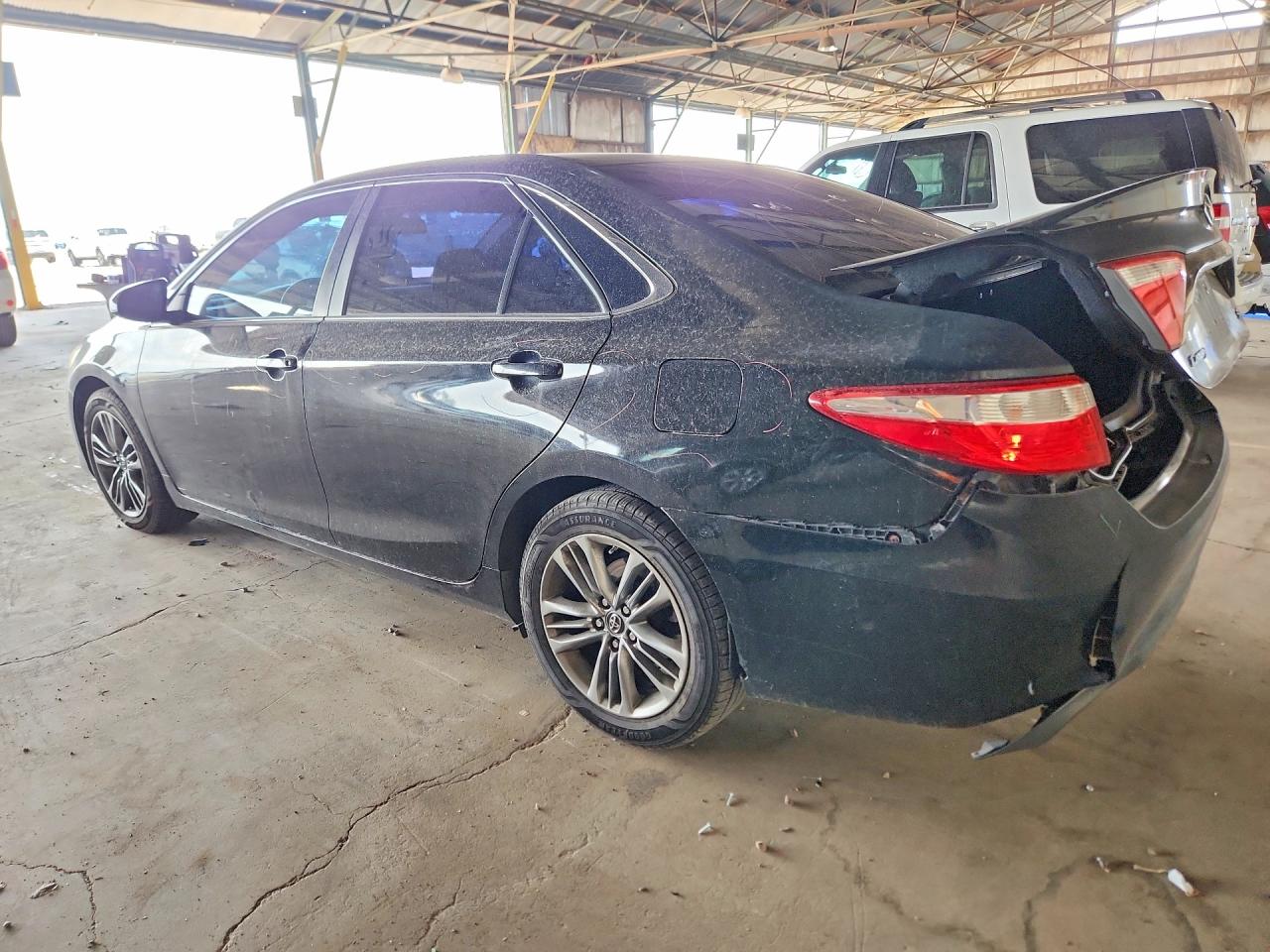 2017 TOYOTA CAMRY SE — снимка 2