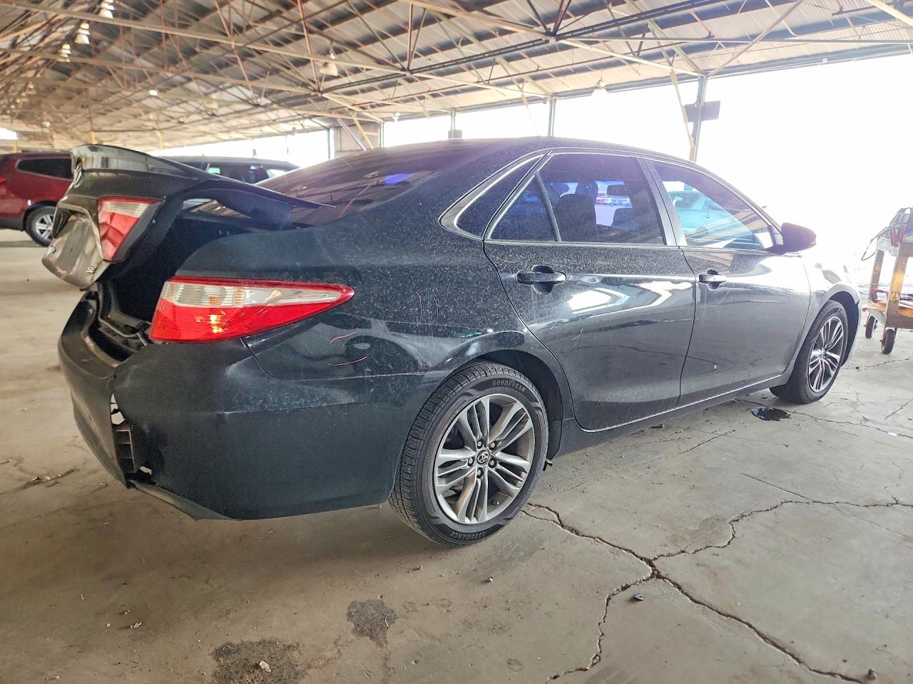 2017 TOYOTA CAMRY SE — снимка 3