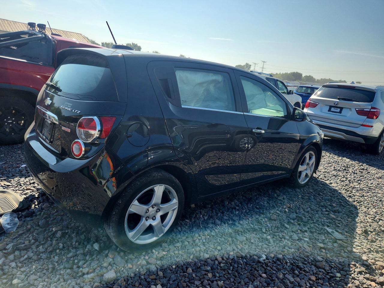 2015 CHEVROLET SONIC LTZ — снимка 3